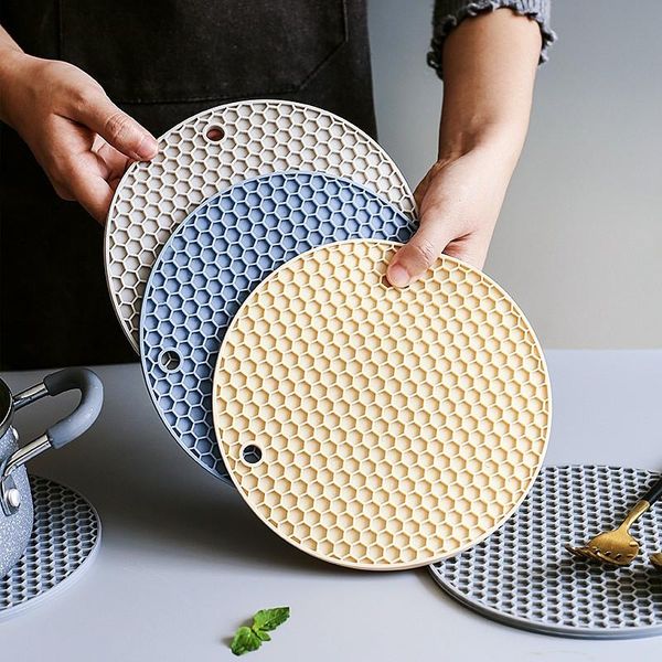 

table runner nordic style silicone round placemats 4pcs heat insulation pads drink cup coasters bowls/pots holders tableware
