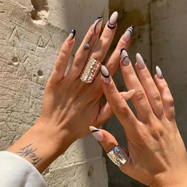 

false nails 24pcs black lines nail patch glue type removable long paragraph fashion manicure save time nn, Red;gold