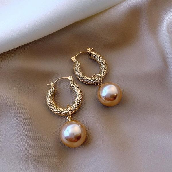 

earrings for women fashion retro metal pearl jewelry wholesale stud, Golden;silver