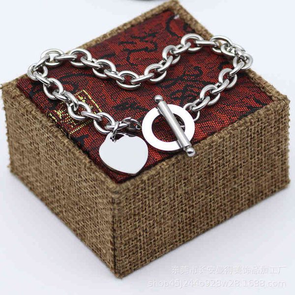 

star same selling ti ff 2022 women peach heart bracelet stainless steel titanium girls love ot clasp jewelry2638752, Silver
