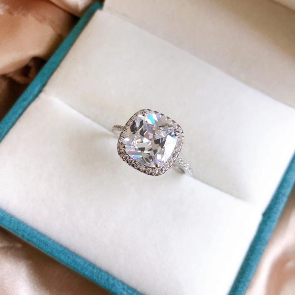 

cluster rings 2021 trend shining crystal wedding for women 925 sterling silver trendy jewelry bridal engagement, Golden;silver