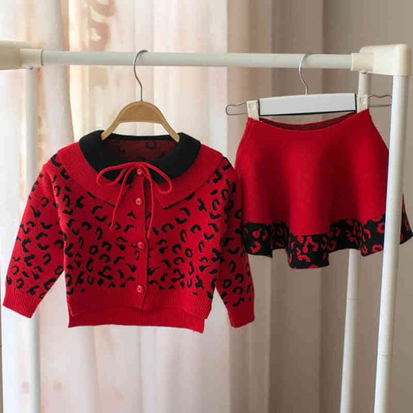 

winter children's sweater girls knitted leopard print clothing long sleeve + skirt 2 piece set kidsclothes 210515, White