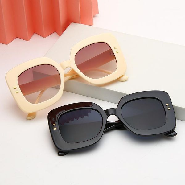 

trend pc sunglasses men women uv400 fashion european american street shooting retro frame outdoor glasses 002, White;black