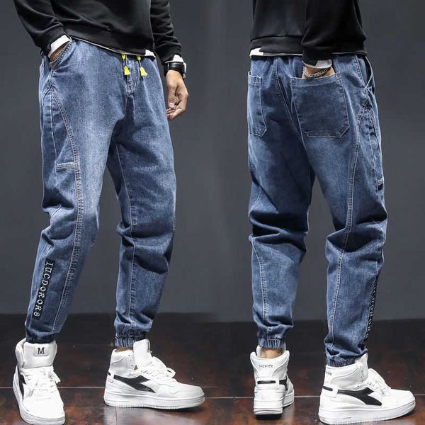 Jeans Moda uomo Pantaloni Harem di marca Uomo allentato Stile primavera Pantaloni dritti di tendenza Hip Hop High Street Pantaloni da uomo di grandi dimensioni X0621