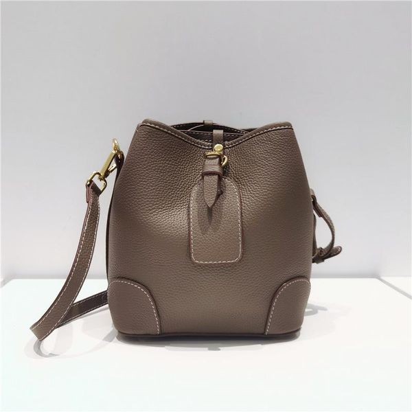 

evening bags 2021 handle bag exquisite women large capacity commuter leather fashion bucket for