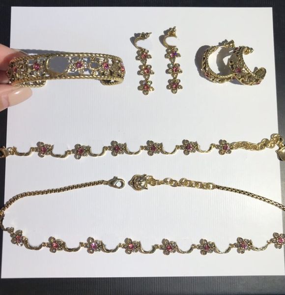 

fashion retro jewelry set bracelet necklace earrings for woman brass diamond bracelet supply necklace chain, Black