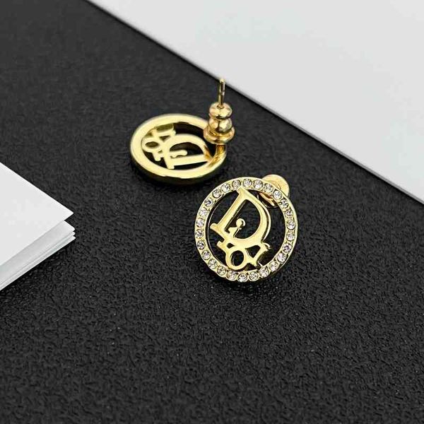 

70% off letter round brass old french earrings women's small new earrings, Golden
