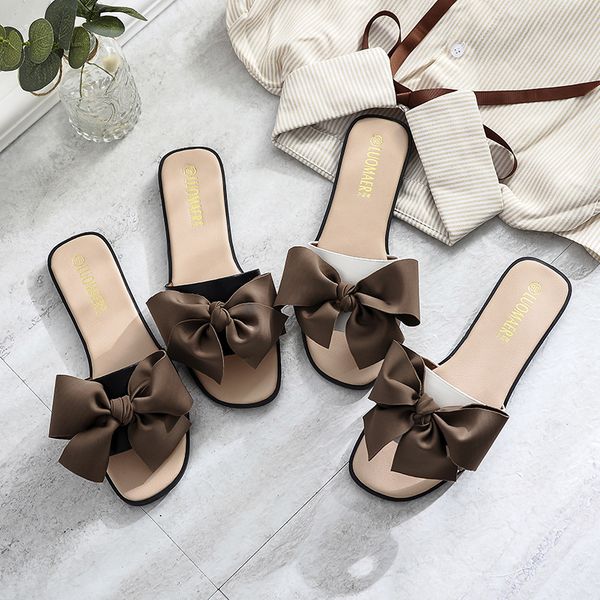 

2021 new style sandals womens flat bottomed summer fashion wear korean version versatile beach sandals word slippers women, Black