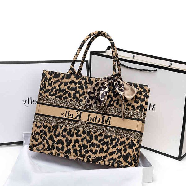 

women's 2021 new letter leopard print diana large capacity portable messenger single shoulder shopping bag