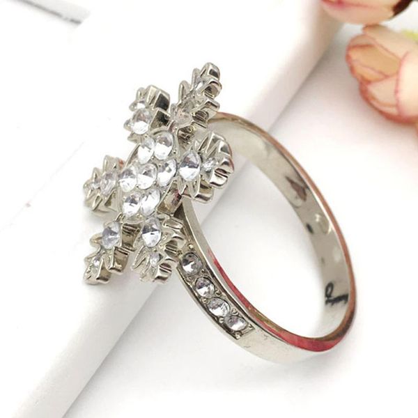 

napkin rings 6pcs/set snowflake gold ring buckle rhinestone circle cloth towel wedding table dinner party