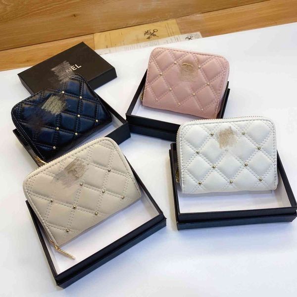 

2021 women's zipper handbag short wallet loog multi card position bag matching box, Red;black