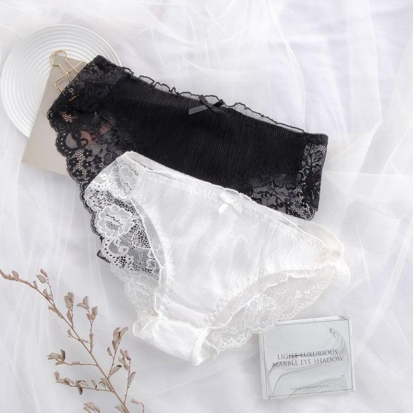 

women's panties european and american hollow lace transparent ladies seamless low-waist lace-trimmed girls briefs, Black;pink