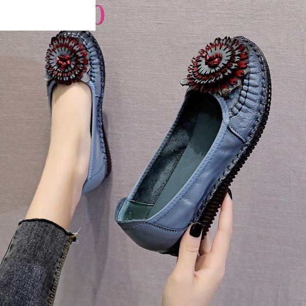 

sandals 2021 soft genuine leather flat shoes slip on women flats with flowers ladies designers loafers fqks, Black