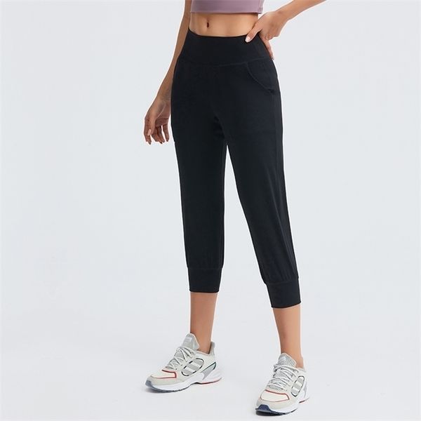 

women sports crop running active lounge jogger capris with side pockets naked feeling leggings 4-way stretch with good quality, Black