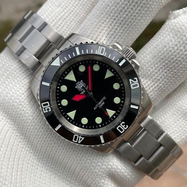 

wristwatches arrival 2021 red luminous hands black dial steeldive sd1955 41mm steel case 300m waterproof nh35 automatic dive watch gift, Slivery;brown