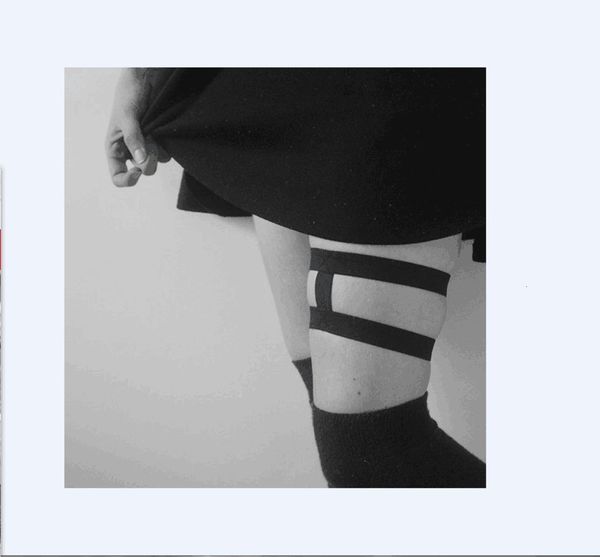 

cage thigh garter, Black;white