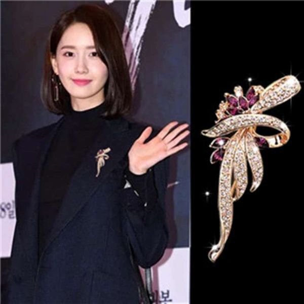 

alloy diamond brooch women's brooch accessories high grade pin jewelry, Gray