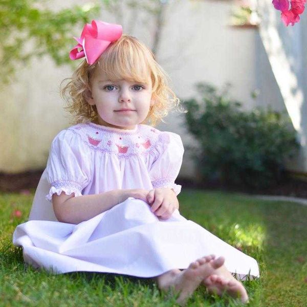 Meninas da criança Espanhol Boutique Vestido Algodão Manga Curta Bebê Menina Smocked Vestidos Irmã Roupas Infantil Aniversário 210615