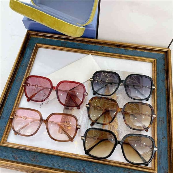 

80% off wholesale family's new big square sunglasses qi wei's sunglasses gg0884sa, White;black