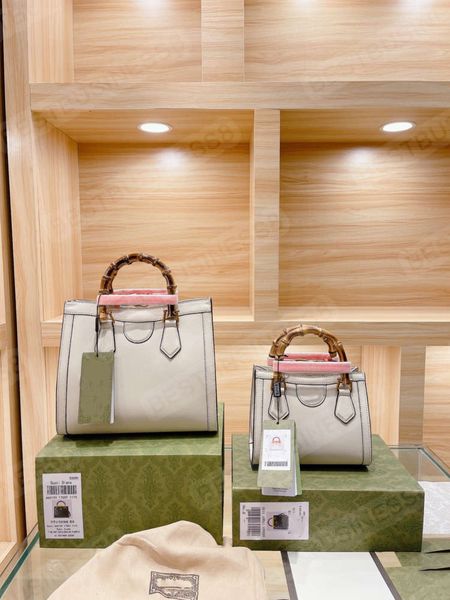

diana series bamboo handle fashion all-match retro one-shoulder messenger handbag