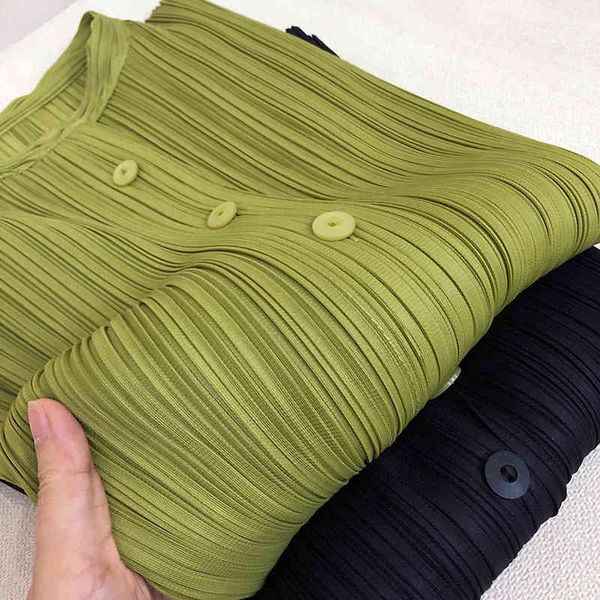 

women's t-shirt autumn miyake pleated women korean fashion elegant temperament black long button up shirt designer cl, White