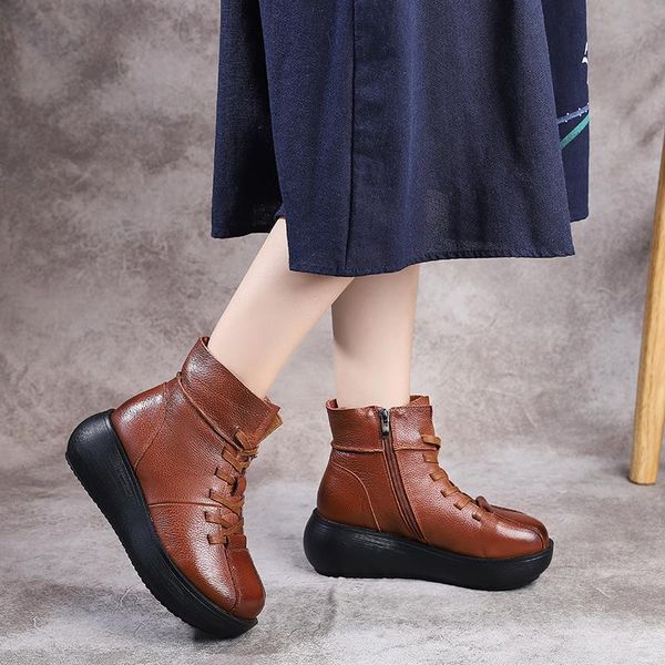 

boots thick soled short women's winter leather plush 2021 retro muffin shoes mother cotton non slip side, Black