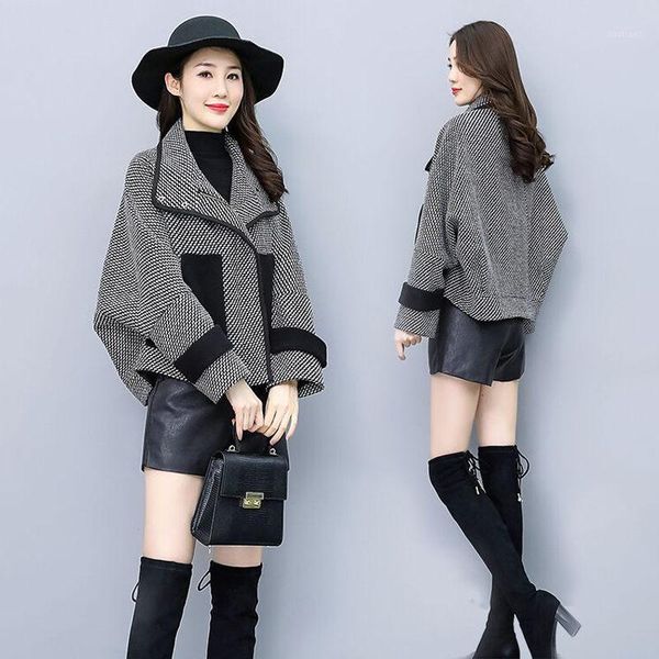 

women's wool & blends simple plaid short woolen coat female autumn winter korean fashion loose large size bat sleeve all-match overcoat, Black