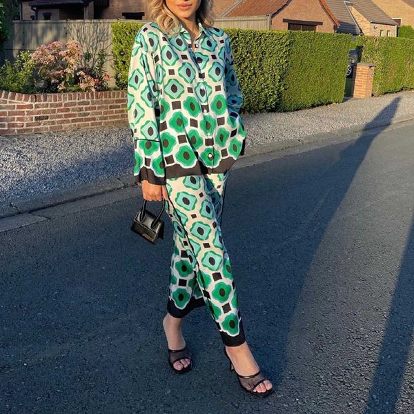 

xeasy summer women vintage two-piece set bohemia print loose lapel shirt elastic high waist casual trousers pants 210930, White