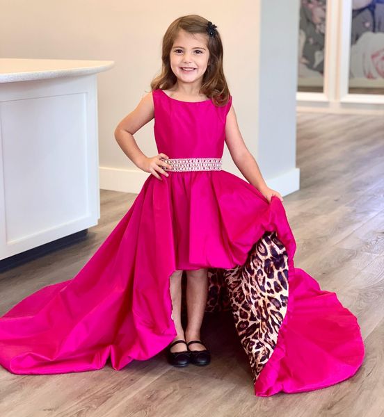 Little Miss Pageant Vestido para Adolescentes Juniors Toddlers 2022 Beading Crystal Sash Hi-Lo Menina Formal Partido Desgaste Vestido Rosie Ritzee Leopard Imprimir Casamentos High Low