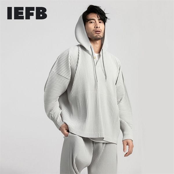 IEFB giapponese streetwear moda uomo plissettato con cappuccio leggero traspirante protezione solare vestiti profilo manica lunga felpa causale 210818