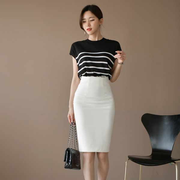 

arrival fashion sets women will see temper batwing simple lady elegant skirt fine top two pieces together, Black