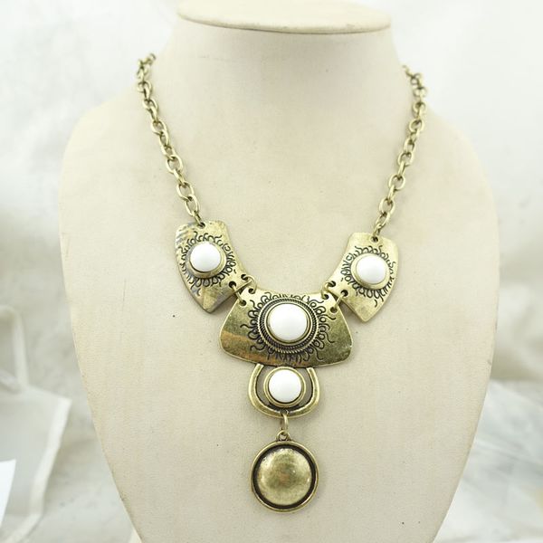 

alloy exaggerated necklace undertake orders of various sizes, Silver