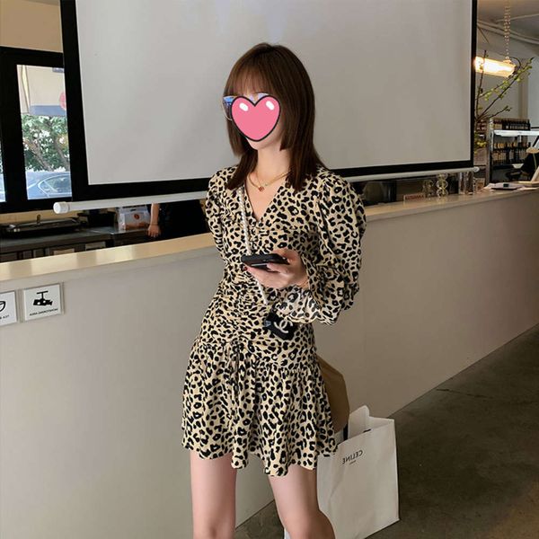 

high waist print skirt women's autumn closing v-neck flare sleeve pleated dress short skirt wear, Black;gray