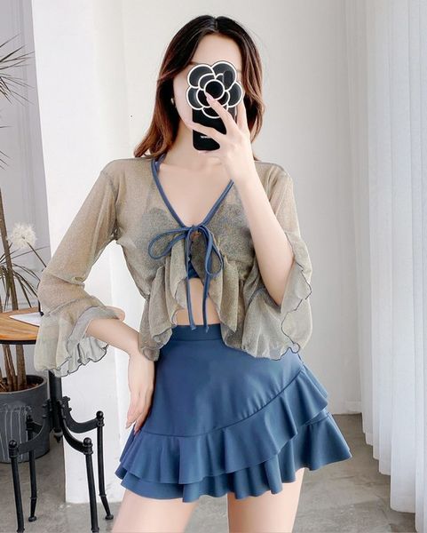 

south korean girl 2021 3-piece blouse fairy model bikini student's sweet slim cover up swimsuit, White;black