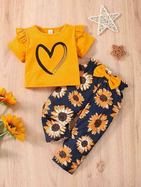 

baby heart print ruffle trim tee & floral print pants she, Blue