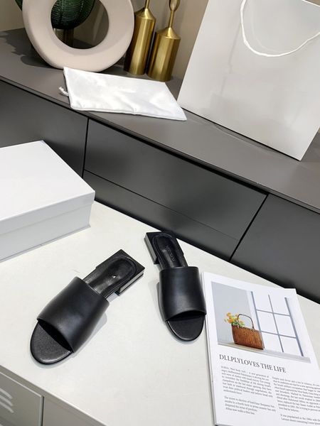 

colorful casual shoes, Black