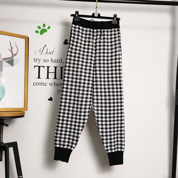 

black and white plaid casual autumn 2021 new drawstring 9-point loose knit harlan pants bottoming, White;black