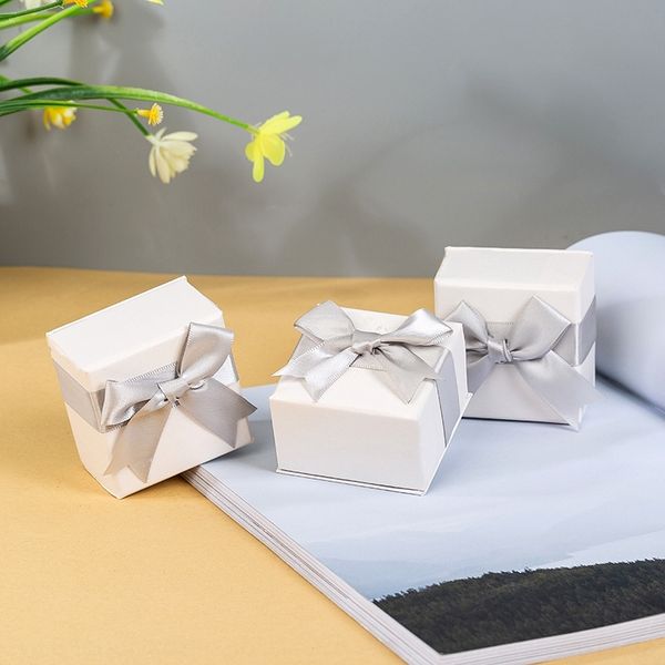 

n0cn pendant exquisite ribbon bow jewelry es exquisite ring jewelry packaging es earring box necklace pendant box, Black;white