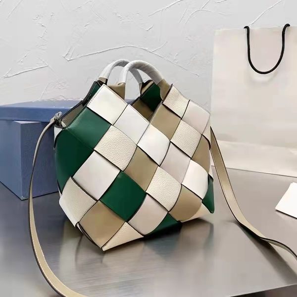 

luxury design colorful woven bag high-quality leather sturdy handbag flower basket version womens shopping bags retro style purse nice