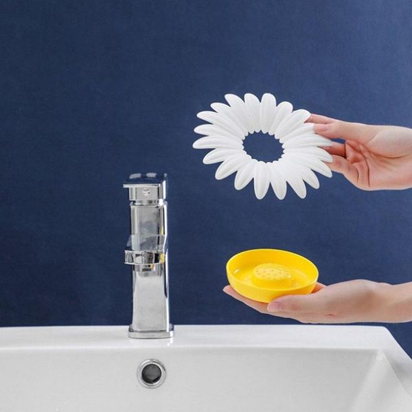 

soap dishes box lotus shape non-slip portable pp for water draining solid color dish bathroom accessories
