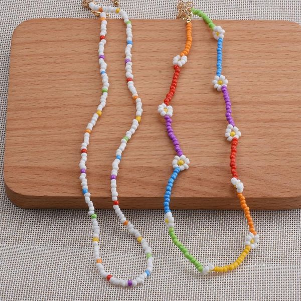 

chokers charm colorful daisy beaded flowers choker necklace women fashion stand short handmade female vacation jewelry gift, Golden;silver