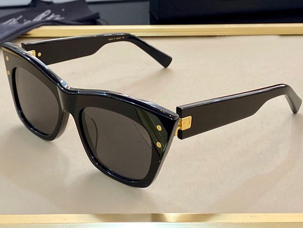 

101 new fashion sunglasses with uv protection for men and women vintage square frame popular come with case 101 sunglasses, White;black