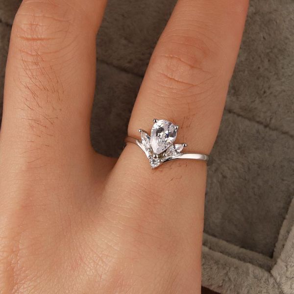 

cluster rings fashion silver color pink crystal oval diamond wedding ring female luxury and elegant zircon engagement jewelry gift, Golden;silver
