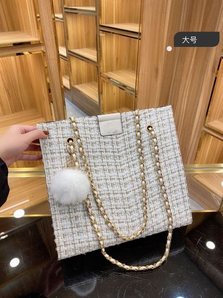 

handbag coin purse bag high-quality leather letters classic all-match exquisite elegance do not retro luxury small square shoulder bucket la