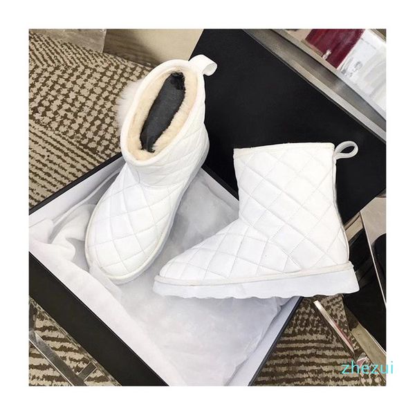 

designer boots winter thick warm diamond lattice snow women non-slip flat lamb hair shoes classic soft fur integration solid color, Black