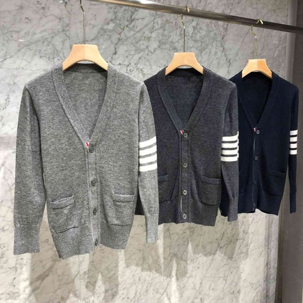 

high version 2021 new style basic wool v-neck cardigan children's sweater, White