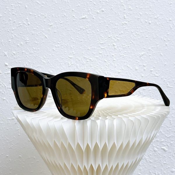 

2022 summer sunglasses man woman fashion glasses retro small frame design uv400 5 color optional 5429 womens come with package, White;black