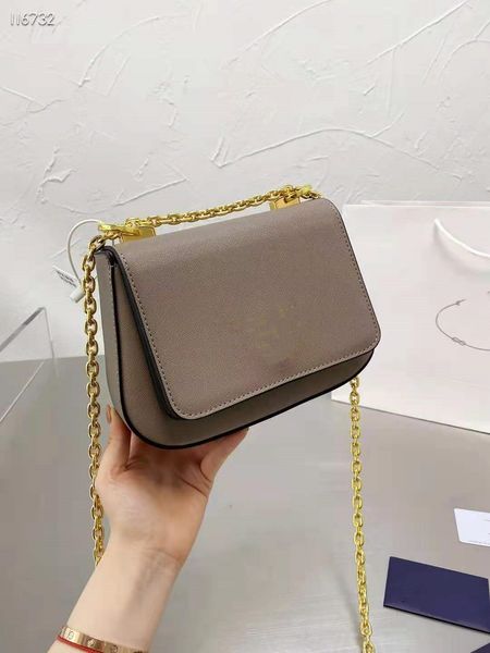 

designer women's chain shoulder bag with cross grain leather box