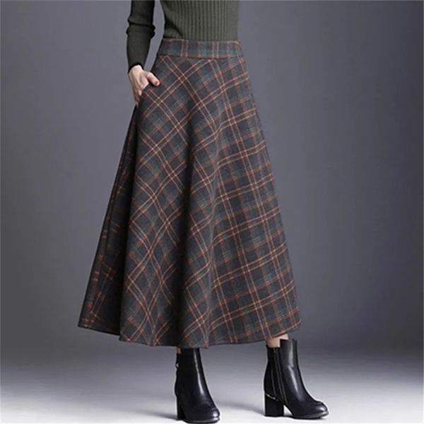 

vintage plaid high waist long skirts for women autumn winter elegant korean maxi mom big size 4xl casual loose wool 211214, Black