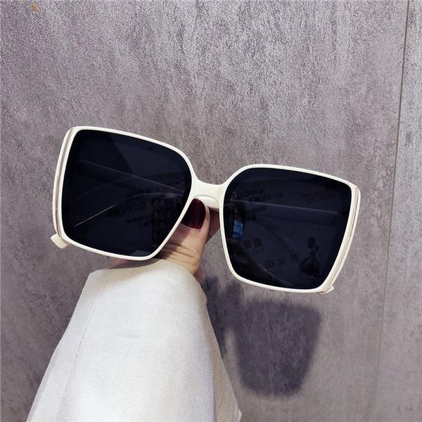 

female polaried sunglasses brand designer sun glasses fashion women decoration classic eyewear uv400, White;black